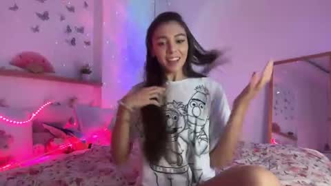 keira online show from 07-03-26, 12:17