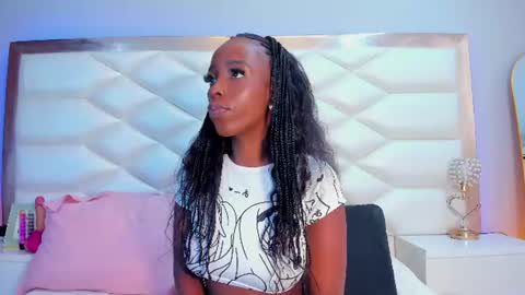 Snapshot of keishaconie chatting on 06-25-26, 07:07 Ebony - Keisha online show from 06-25-26, 07:07