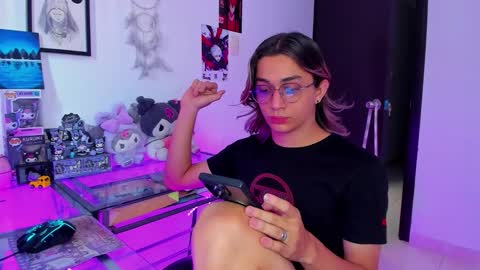 Keita moon online show from 02-23-26, 06:49