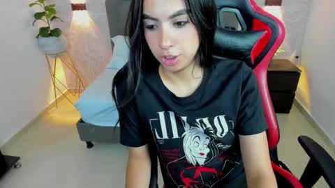 Snapshot of keithy_sex chatting on 03-12-25, 07:17 K E I T H Y online show from 03-12-25, 07:17