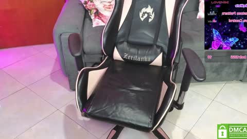 Snapshot of keity_luna chatting on 12-12-24, 03:16 keity_luna online show from 12-12-24, 03:16