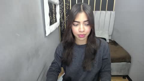 Snapshot of keizy_conte chatting on 12-13-24, 01:22 K E I Z Y online show from 12-13-24, 01:22