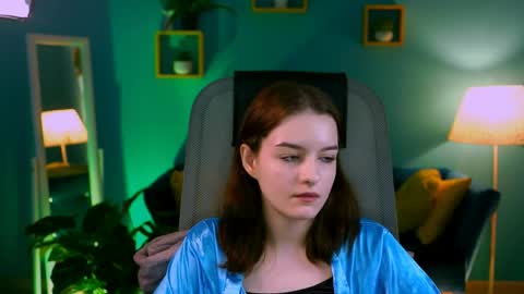 kelliebanshe online show from 04-01-26, 04:13