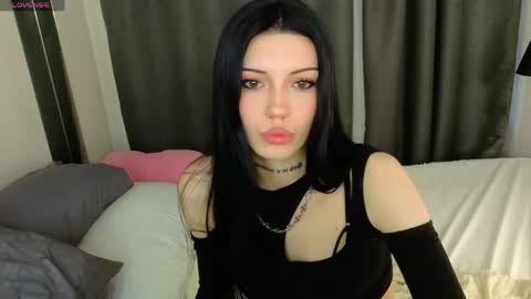 Snapshot of kelly__bunny chatting on 05-15-26, 06:09 Kelly online show from 05-15-26, 06:09