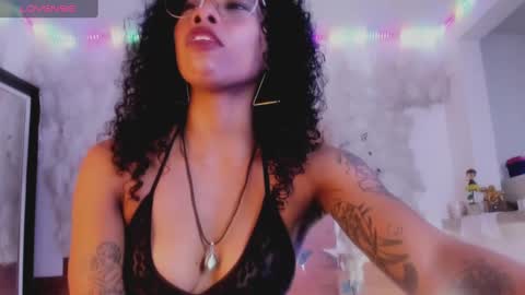 kelly__thomson online show from 02-04-25, 09:20