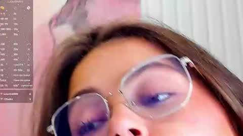 Kelly online show from 06-27-26, 01:43