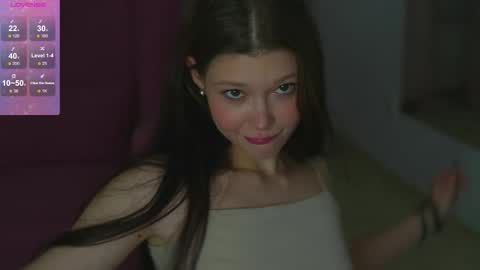 Snapshot of kelly_ember chatting on 09-08-25, 07:35 KELLY online show from 09-08-25, 07:35