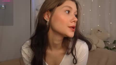 Snapshot of kelly_ember chatting on 10-21-25, 08:48 KELLY online show from 10-21-25, 08:48