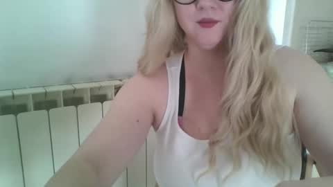 Emmie online show from 02-26-26, 07:07