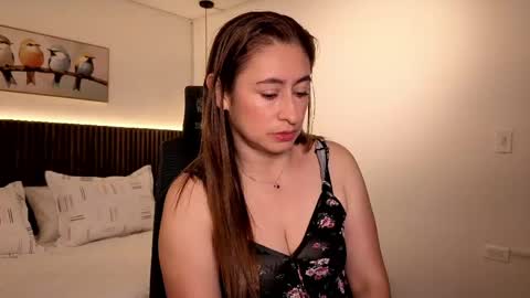 Snapshot of kelly_gracee chatting on 05-18-26, 11:38 Kelly online show from 05-18-26, 11:38