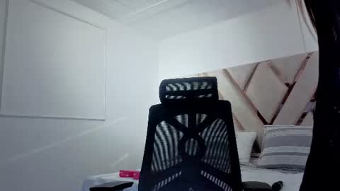 Snapshot of kelly_gracee chatting on 07-18-26, 02:49 Kelly online show from 07-18-26, 02:49