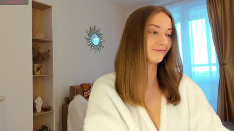 Kelly XO online show from 01-18-25, 01:08