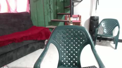 Snapshot of kellyandkataleya chatting on 10-22-25, 07:57 kelly kata Lovense is on PVT ALWAYS OPEN online show from 10-22-25, 07:57