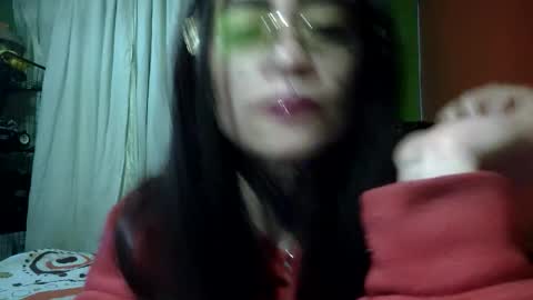 Snapshot of kellyandkataleya chatting on 05-22-26, 11:32 kelly kata Lovense is on PVT ALWAYS OPEN online show from 05-22-26, 11:32