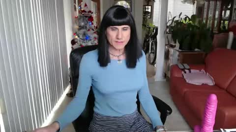 Snapshot of kellyannelynn chatting on 12-14-24, 08:18 kellyanne Lynn but please call me fucktoy online show from 12-14-24, 08:18