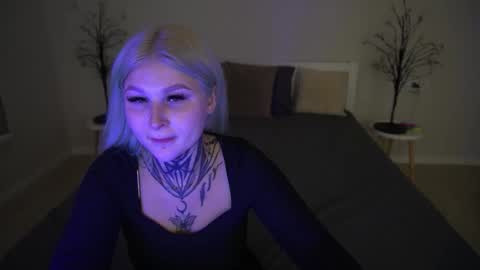 Snapshot of kellybabbe chatting on 10-05-25, 06:56 Kelly online show from 10-05-25, 06:56