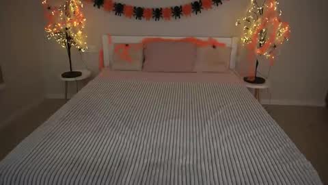 Snapshot of kellybabbe chatting on 10-26-25, 06:41 Kelly online show from 10-26-25, 06:41