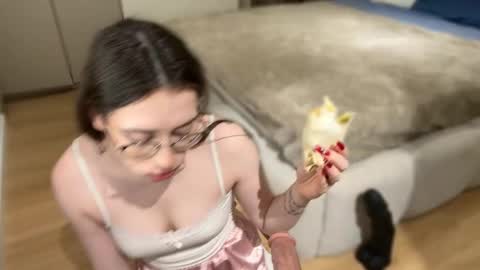 Kelly online show from 12-03-25, 05:11