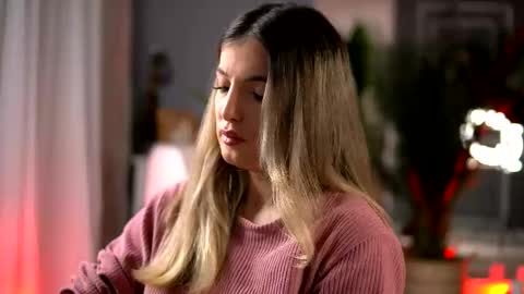 Snapshot of kellymathews chatting on 11-29-25, 03:09 Denise online show from 11-29-25, 03:09