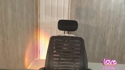 Snapshot of kellys_hot_assxx chatting on 01-29-25, 06:28 KELLY MCDOLEN online show from 01-29-25, 06:28