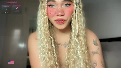 Kelly Smith online show from 04-25-26, 09:45