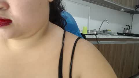 KELLY LUNA  online show from 08-02-26, 07:23