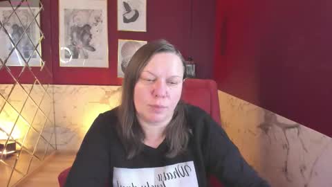 Kelly online show from 02-19-26, 05:25