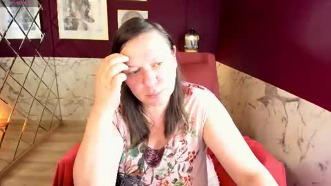 Snapshot of kellysuper chatting on 06-11-26, 05:16 Kelly online show from 06-11-26, 05:16