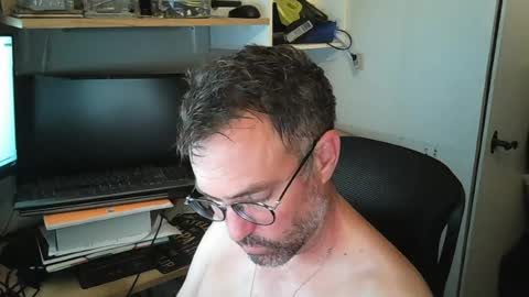 kelvin06133 online show from 08-04-26, 08:22