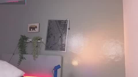 Snapshot of ken_boy_ chatting on 09-22-25, 11:34 online show from 09-22-25, 11:34