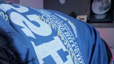 Snapshot of ken_boy_ chatting on 10-29-25, 11:34 online show from 10-29-25, 11:34