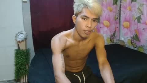 Snapshot of ken_minjun chatting on 07-03-26, 01:17 ken_minjun online show from 07-03-26, 01:17