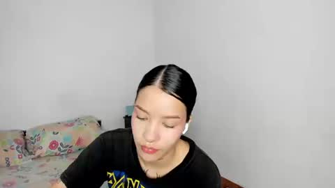 Kendal online show from 09-24-25, 03:37