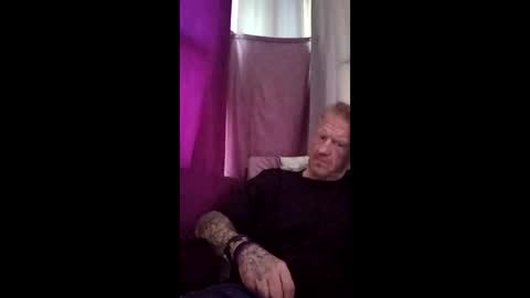 kendall21978 online show from 05-27-26, 06:49