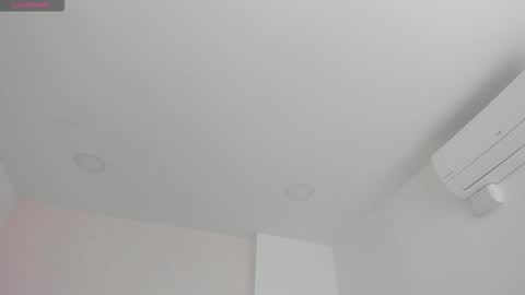 Snapshot of kendall__fox chatting on 09-11-25, 04:34 Kendall online show from 09-11-25, 04:34