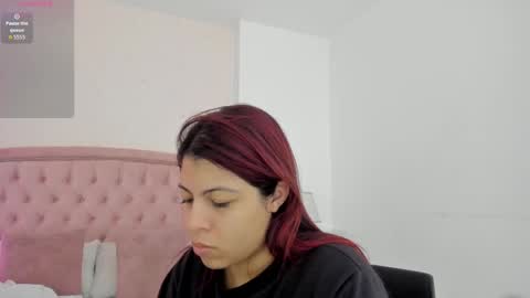 Snapshot of kendall__fox chatting on 11-15-25, 06:44 Kendall online show from 11-15-25, 06:44