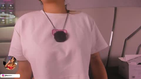 Snapshot of kendall_evanss_ chatting on 05-03-26, 07:42 kendall_evanss_ online show from 05-03-26, 07:42