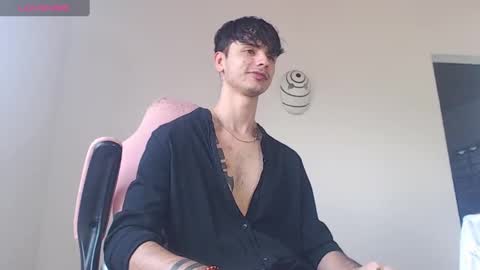 kendall ross online show from 10-18-25, 04:08