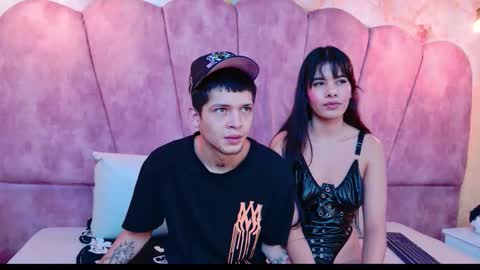 Snapshot of kendalltaylorr chatting on 10-28-25, 12:19 Kendall and Taylor online show from 10-28-25, 12:19