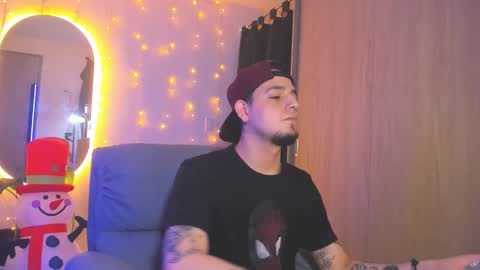 Snapshot of kendel_dimitri chatting on 12-13-24, 07:04 kendel_dimitri online show from 12-13-24, 07:04