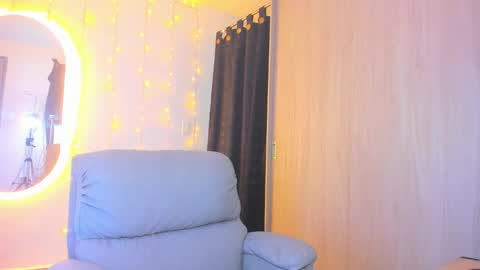 Snapshot of kendel_dimitri chatting on 12-17-24, 06:45 kendel_dimitri online show from 12-17-24, 06:45