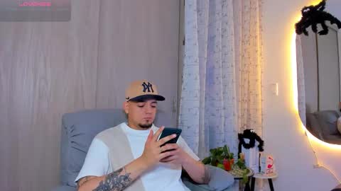 Snapshot of kendel_dimitri chatting on 10-26-25, 05:02 kendel_dimitri online show from 10-26-25, 05:02