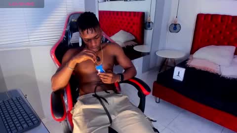 Snapshot of kender21_ chatting on 01-15-25, 03:07 Kender online show from 01-15-25, 03:07