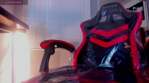 Snapshot of kender21_ chatting on 02-13-25, 03:56 Kender online show from 02-13-25, 03:56