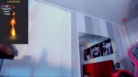 Snapshot of kender21_ chatting on 02-19-25, 03:49 Kender online show from 02-19-25, 03:49