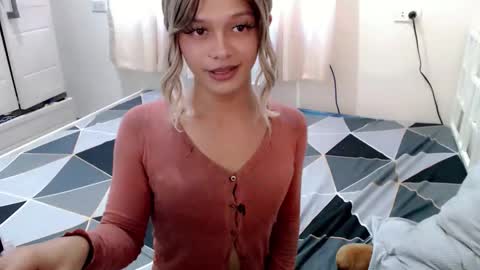 kendra_lunaxx online show from 06-11-26, 12:32