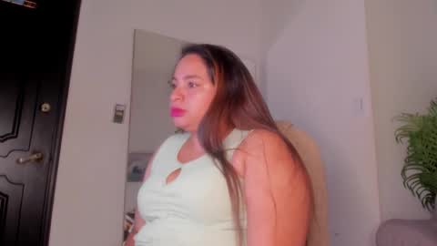 Snapshot of kendra_santos chatting on 03-15-26, 03:45 kendra_santos online show from 03-15-26, 03:45