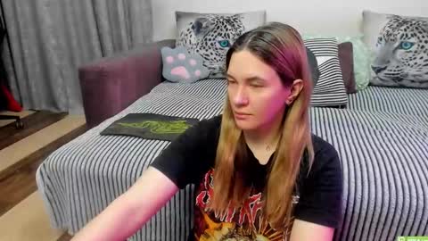 Kendra online show from 03-22-26, 11:30