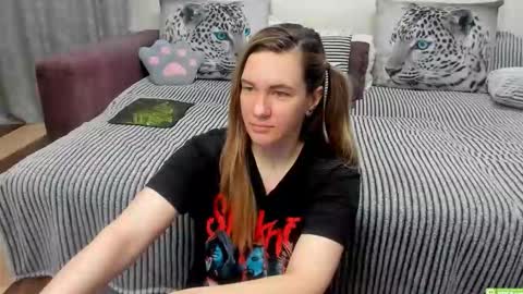 Kendra online show from 04-18-26, 11:49