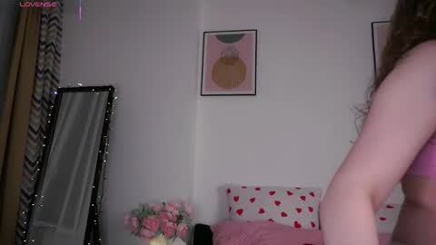 Kira online show from 05-30-26, 11:02